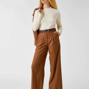 Knitted Detailed Sweater Cream